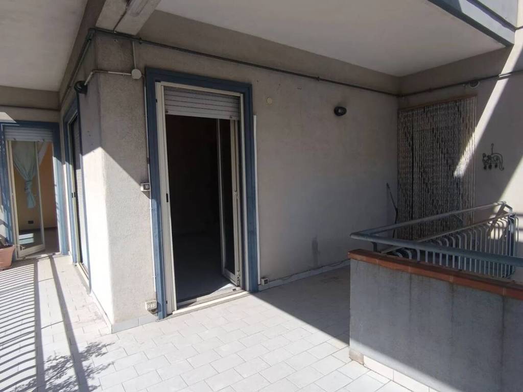 Appartamento a Giarre in Via Sandro Pertini No Number - Foto 4