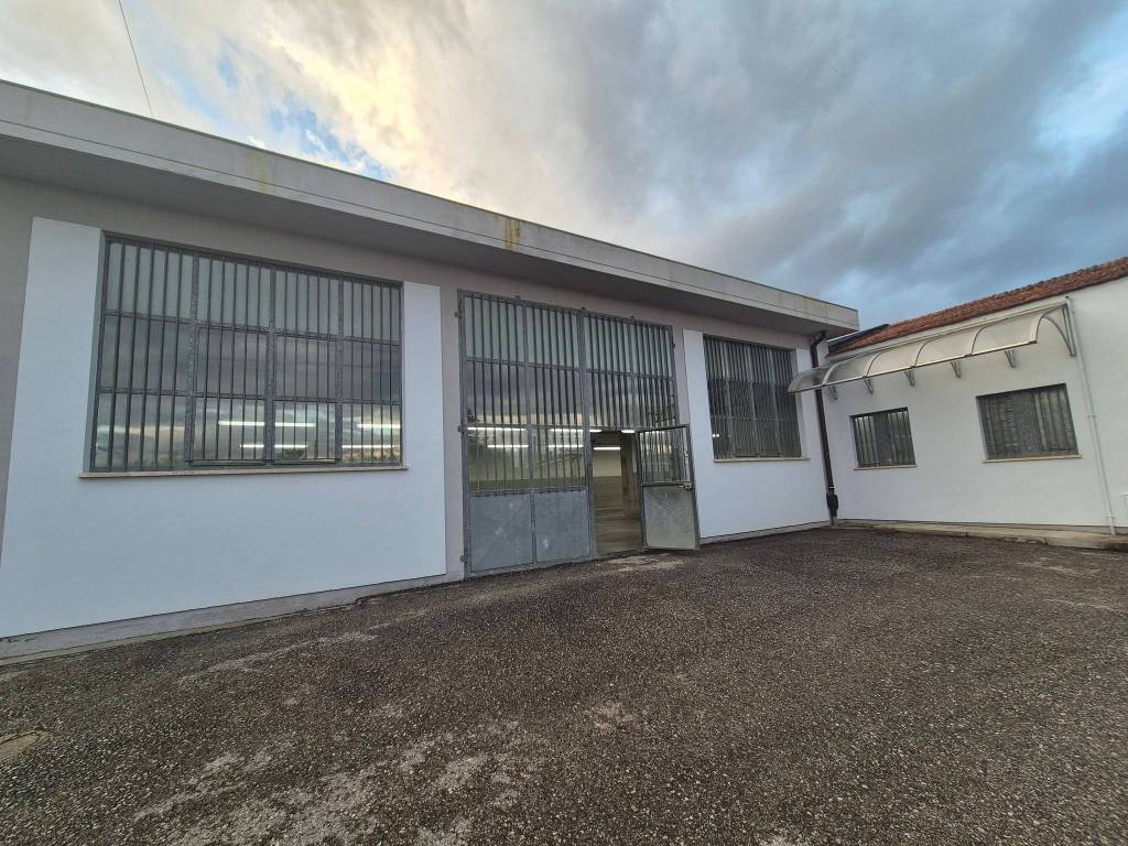 Immobile a Quarrata in Viale Montalbano, 408 - Foto 2