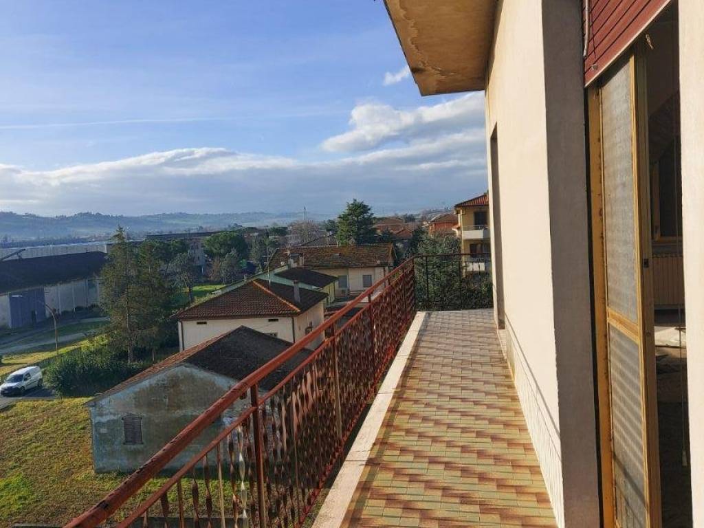 Appartamento a Trecastelli in Via 2 Giugno - Foto 4