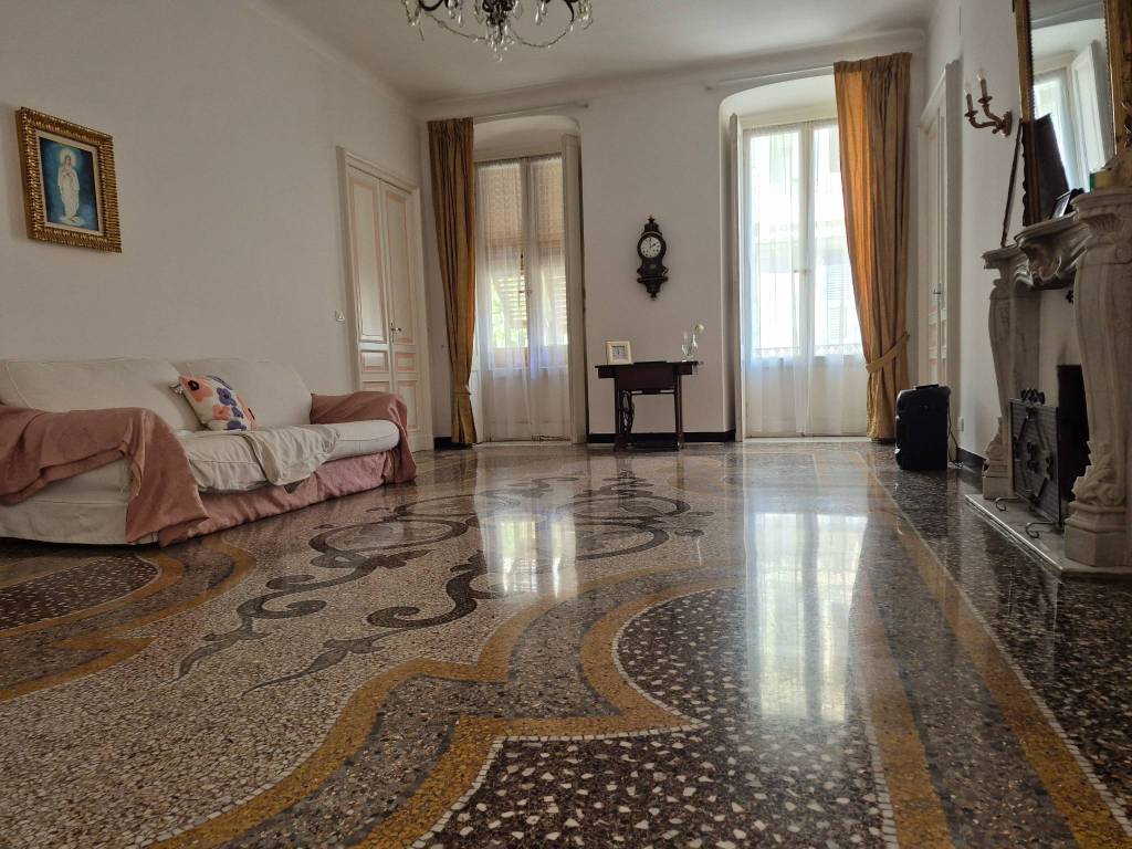 Appartamento a Genova in Corso Magenta - Foto 2