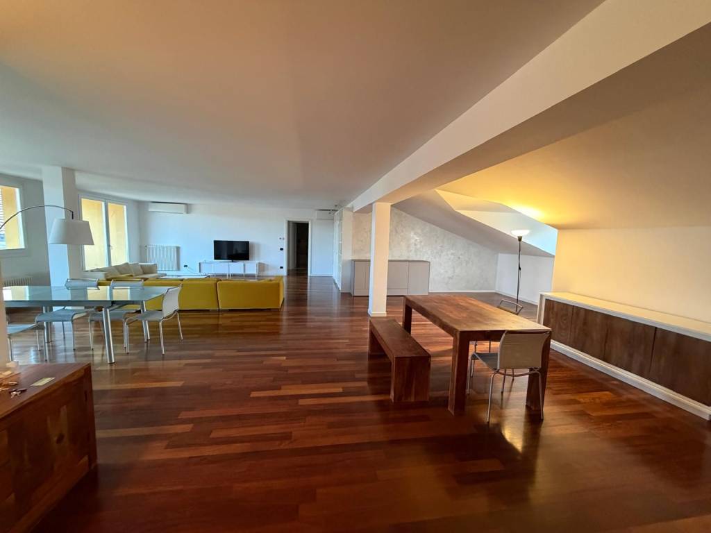 Appartamento a Modena in Viale Virginia Reiter - Foto 3