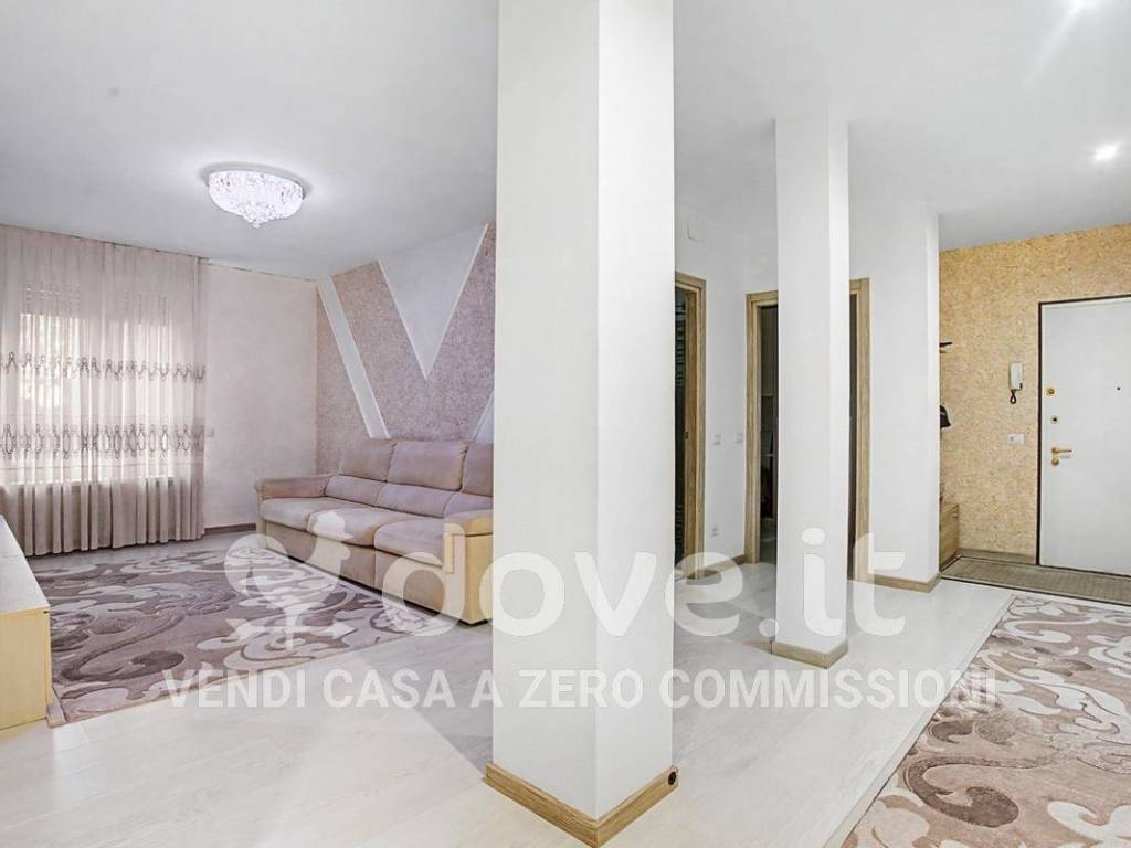 Appartamento a Varese in Via Bainsizza, 49 - Foto 2