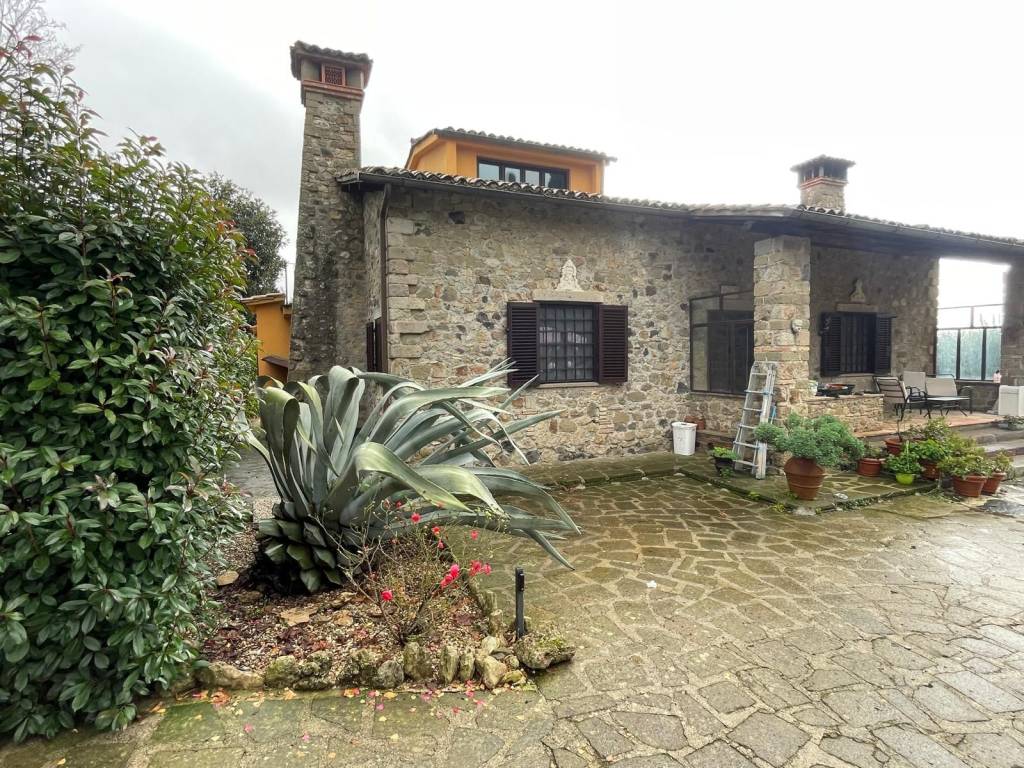 Villa a Manziana in Via Anguillara, 19 - Foto 4