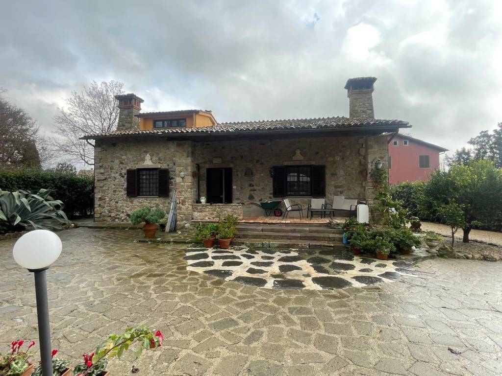 Villa a Manziana in Via Anguillara, 19 - Foto 5