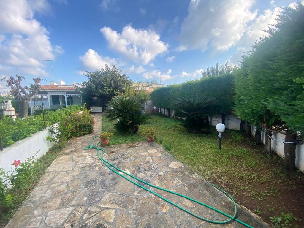 Villetta a schiera a Carovigno in Via della Pineta - Foto 5