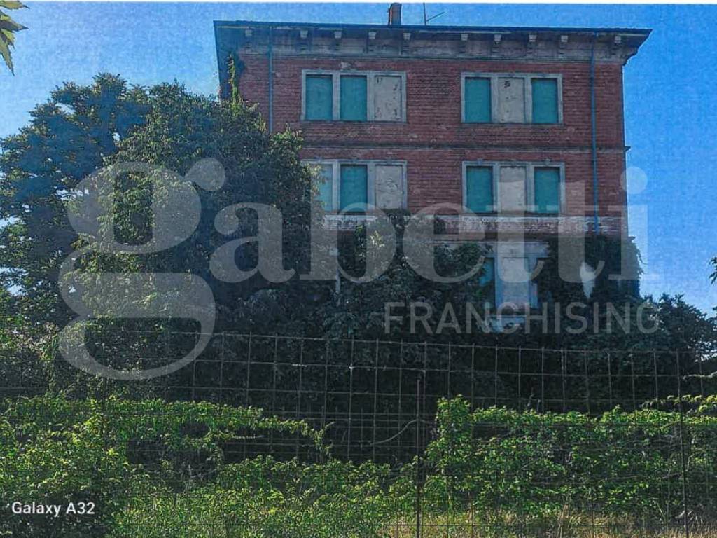 Palazzo / stabile a Fiorenzuola d'arda in Via Europa , 1 - Foto 4