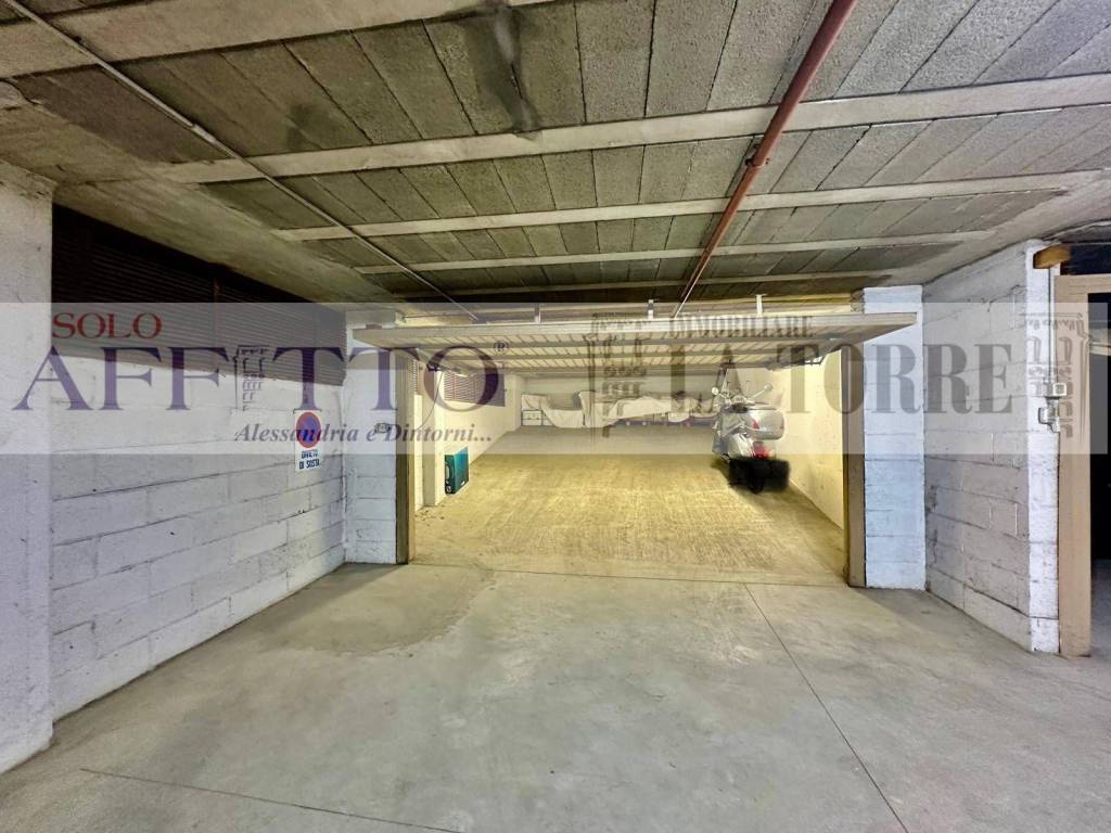 Box / garage a Alessandria in Piazza Giuseppe Garibaldi - Foto 3