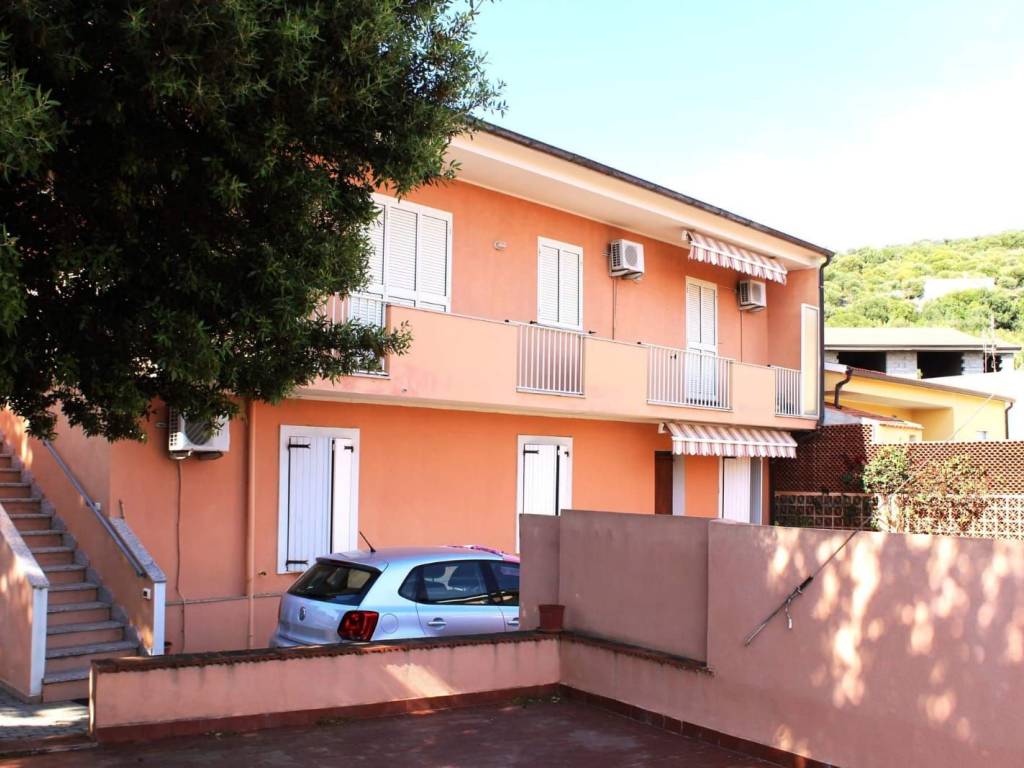 Villa a Badesi in Via Dante Alighieri, 20 - Foto 2