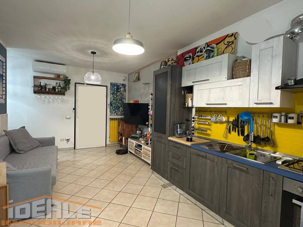 Appartamento a Pomezia in Via Antonio Starrabba di Rudinì, 3 - Foto 5