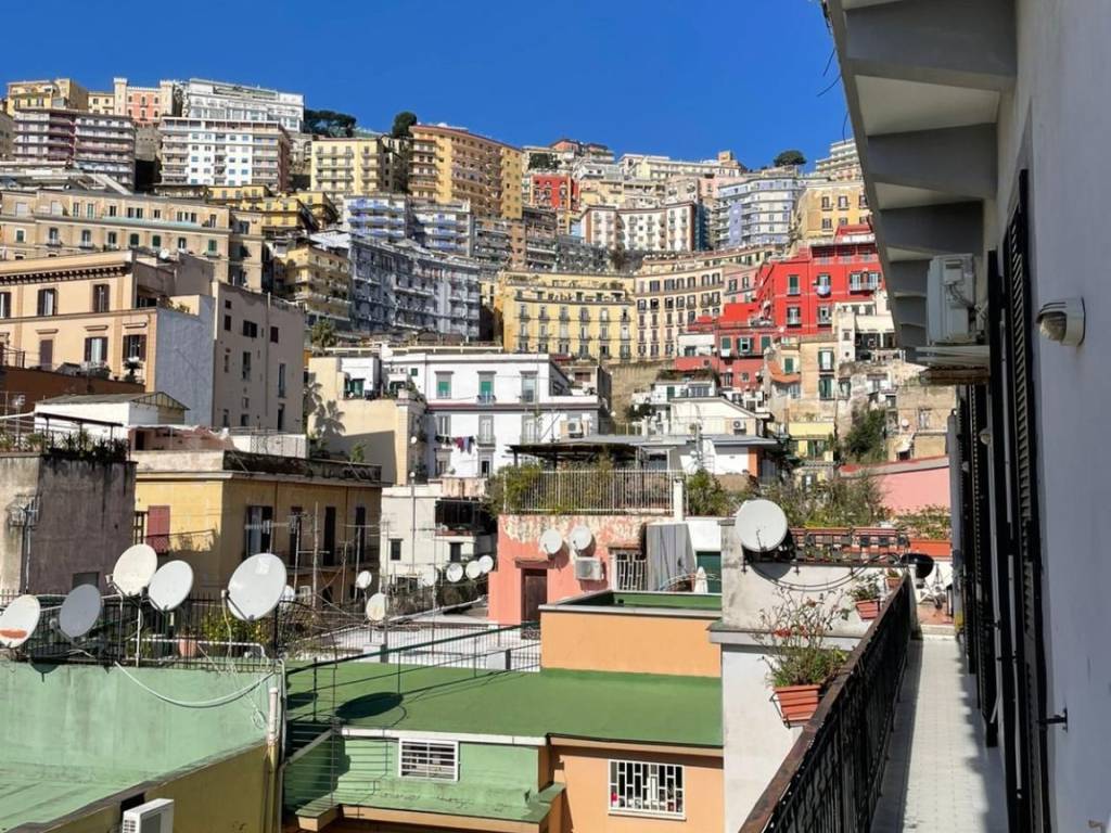 Appartamento a Napoli in Vico Vetriera - Foto 3