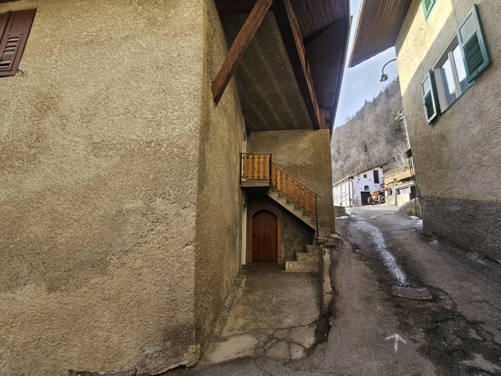 Casa indipendente a Commezzadura in Via Della Camocina - Foto 5