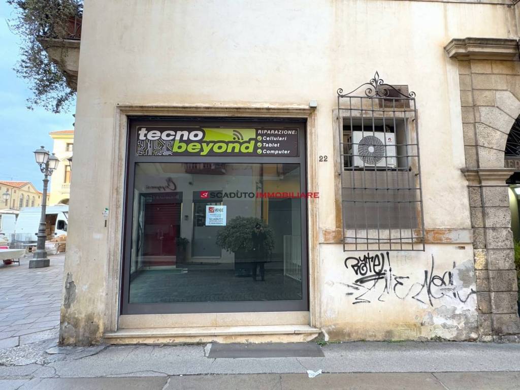 Immobile a Vicenza in Piazza del Castello, 14 - Foto 2