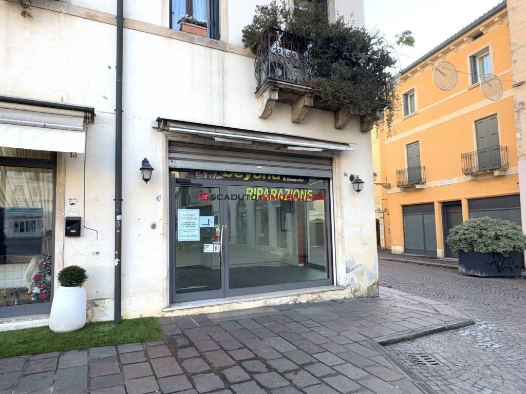 Immobile a Vicenza in Piazza del Castello, 14 - Foto 5