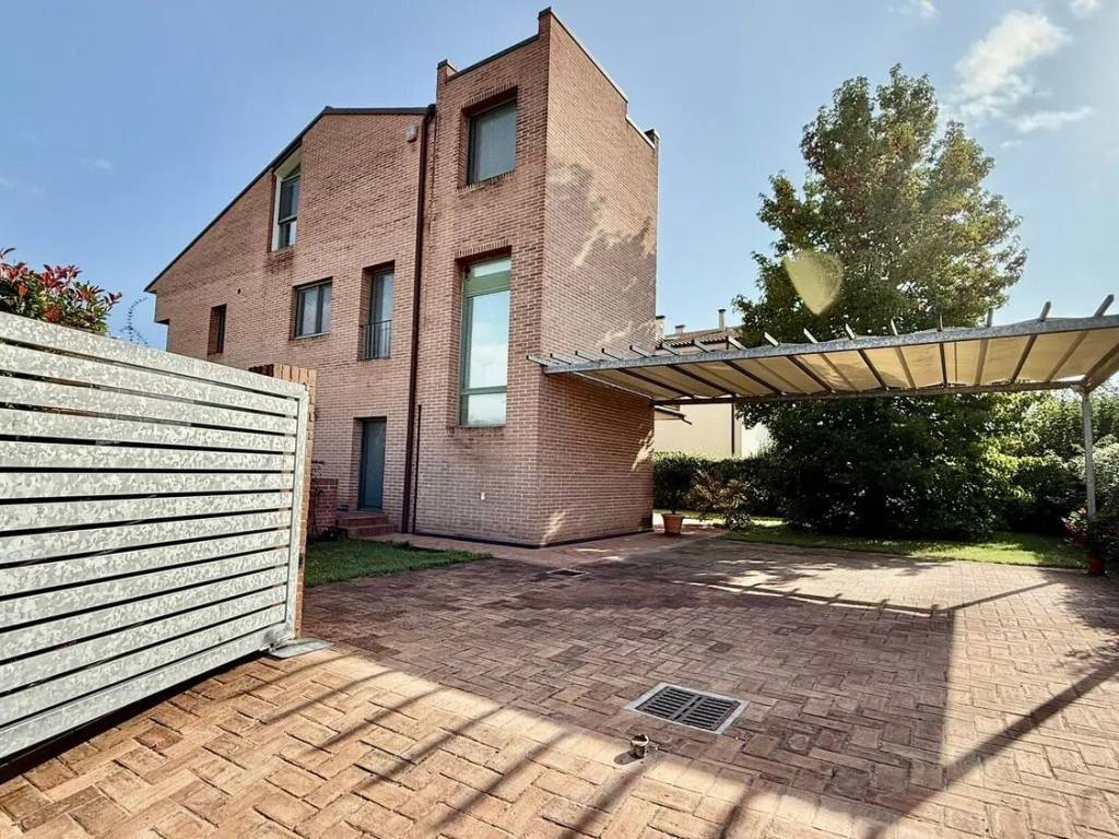 Villa a Lucca in Via Di Sant'Alessio - Foto 4