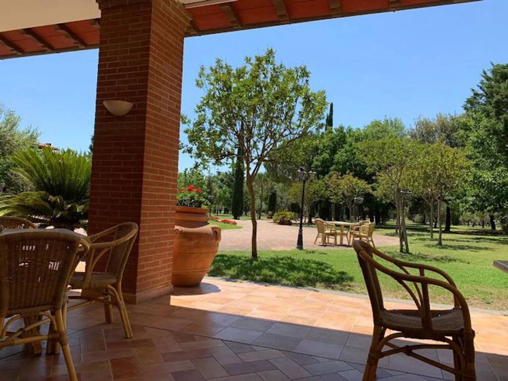 Appartamento a Grosseto in Strada Del Vecchio Collettore - Foto 4