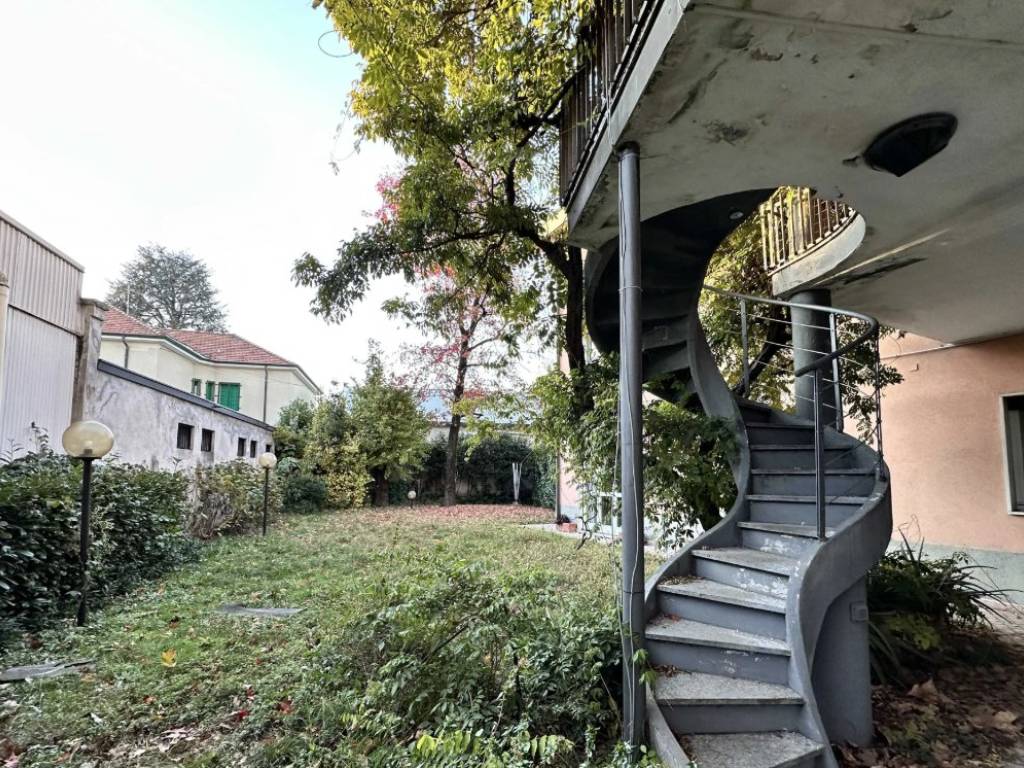 Appartamento a Brugherio in Via Giacomo Puccini, 5 - Foto 2