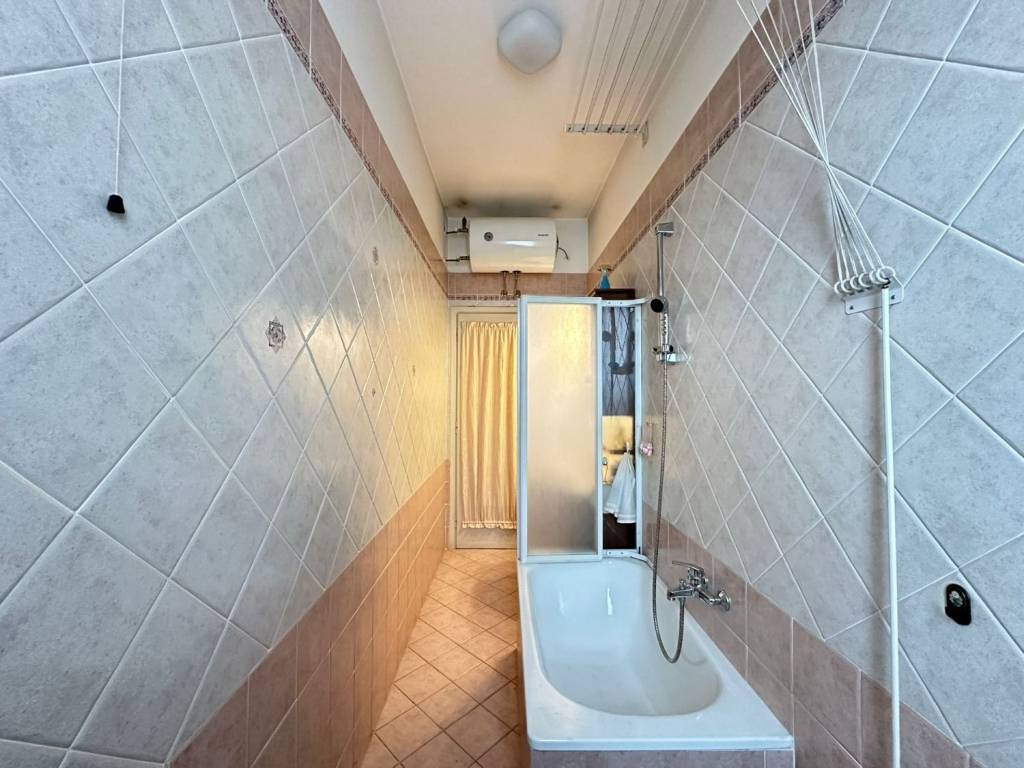 Appartamento a Vercelli in Corso Alessandro Salamano, 12 - Foto 4