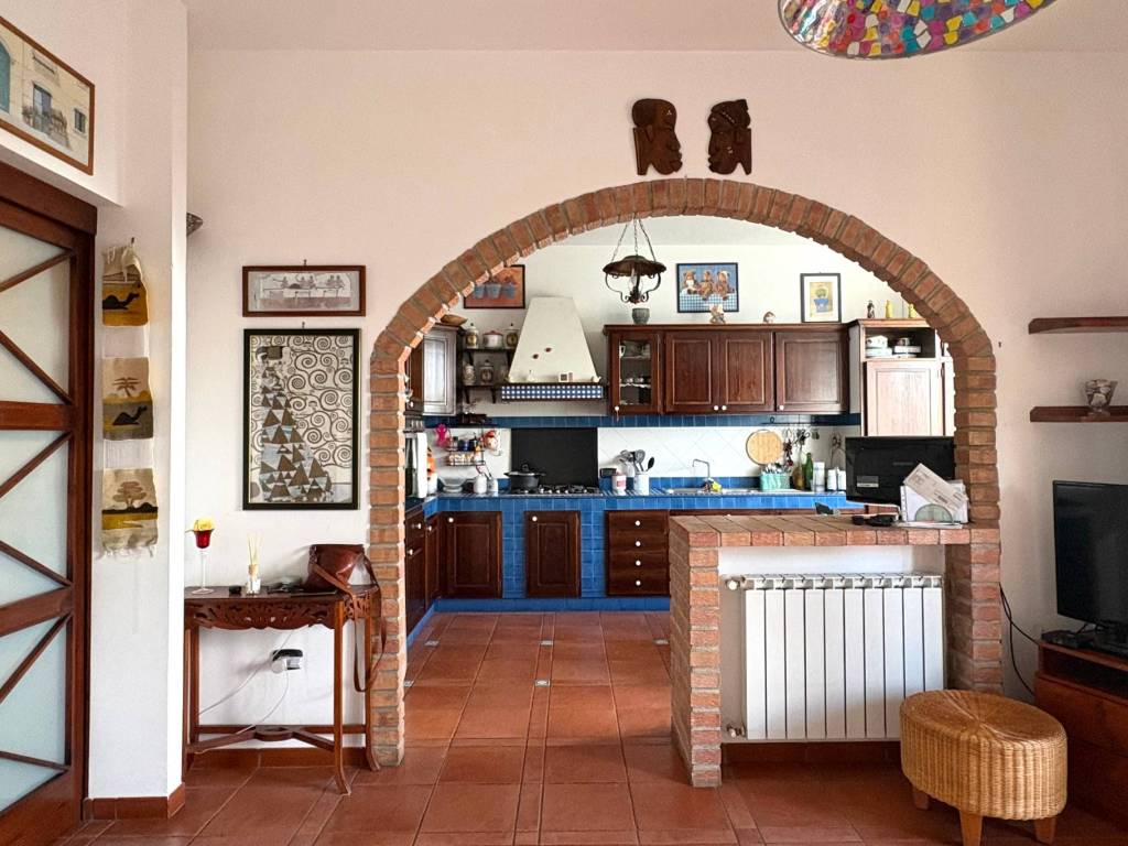 Appartamento a Paola in Via Camillo Benso di Cavour - Foto 2