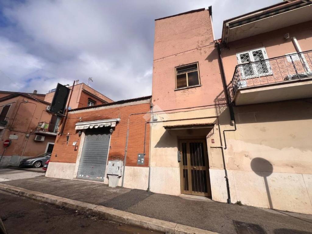 Immobile a Genzano di roma in Via Stati Uniti D'America, 13 - Foto 3