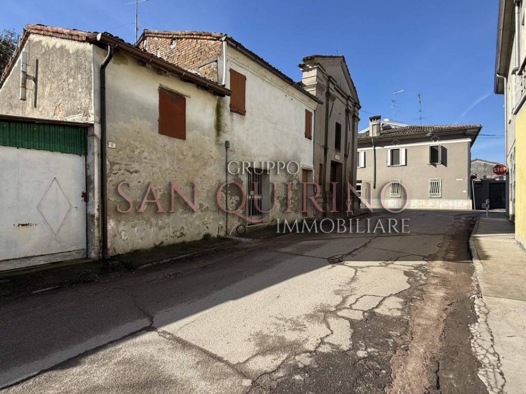 Rustico / casale a Viadana in VIA DON MAZZI, 4 - Foto 2