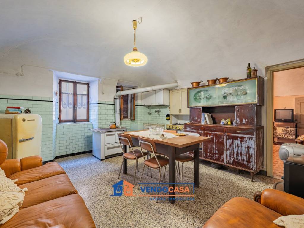 Casa indipendente a Farigliano in Via Principe Amedeo, 19 - Foto 4
