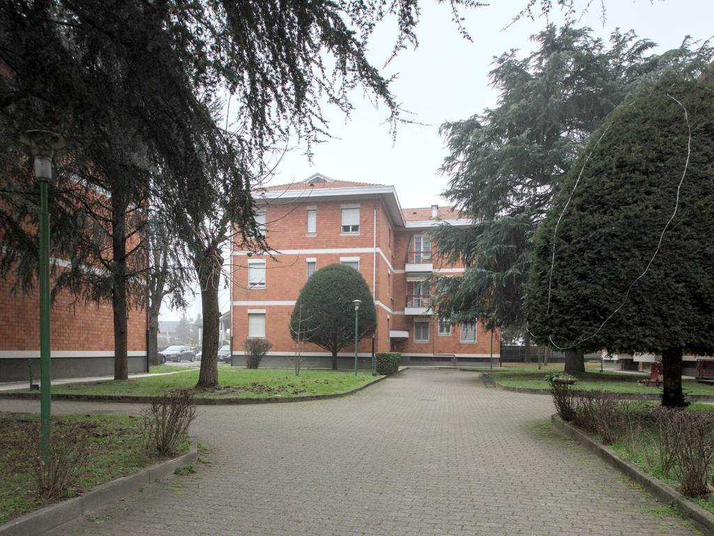 Appartamento a Parabiago in Via Francesco Petrarca, 43 - Foto 3