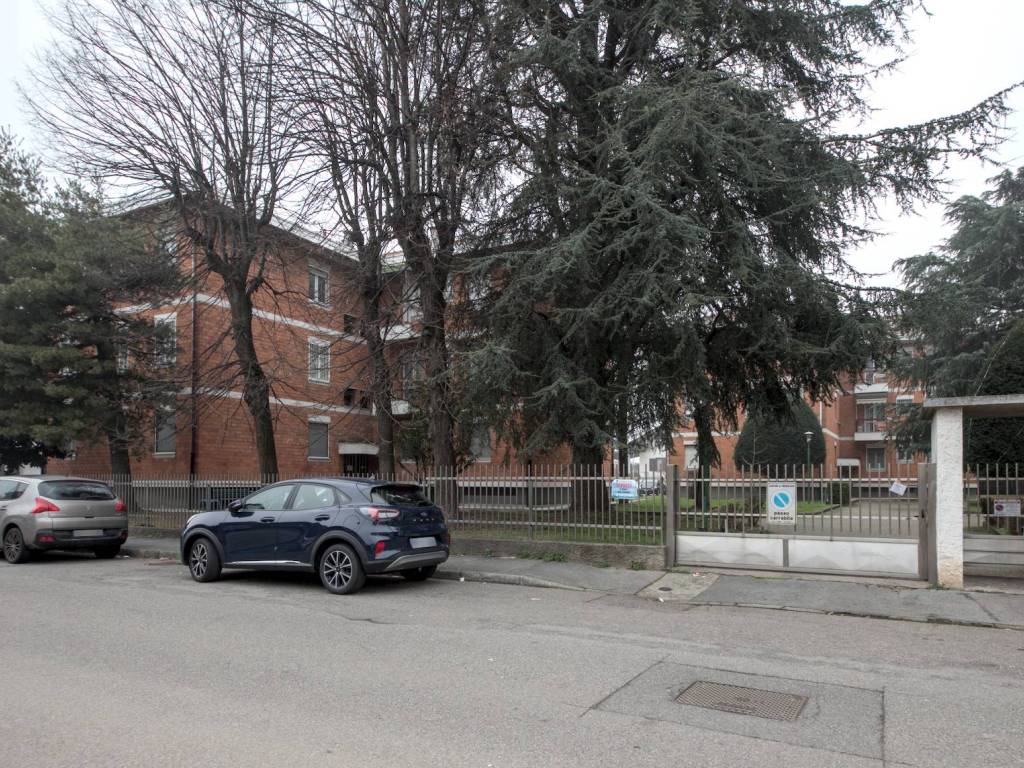 Appartamento a Parabiago in Via Francesco Petrarca, 43 - Foto 4