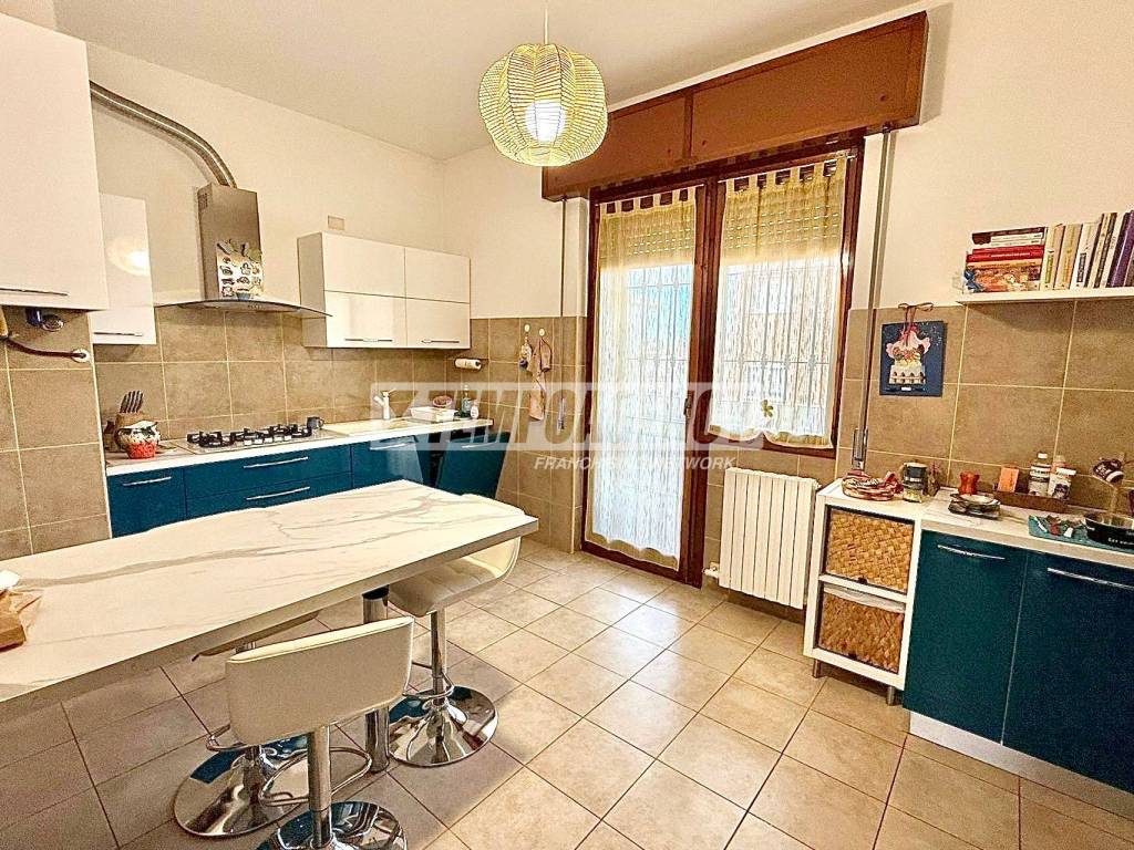 Appartamento a Rozzano in Via Giuseppe Mazzini, 2 - Foto 2