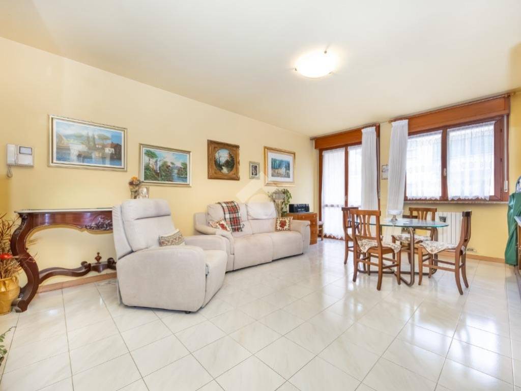 Appartamento a Dalmine in Via Capitano Sora, 2 - Foto 3