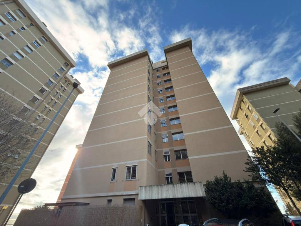 Appartamento a Genova in Via pietraligure, 57 - Foto 5