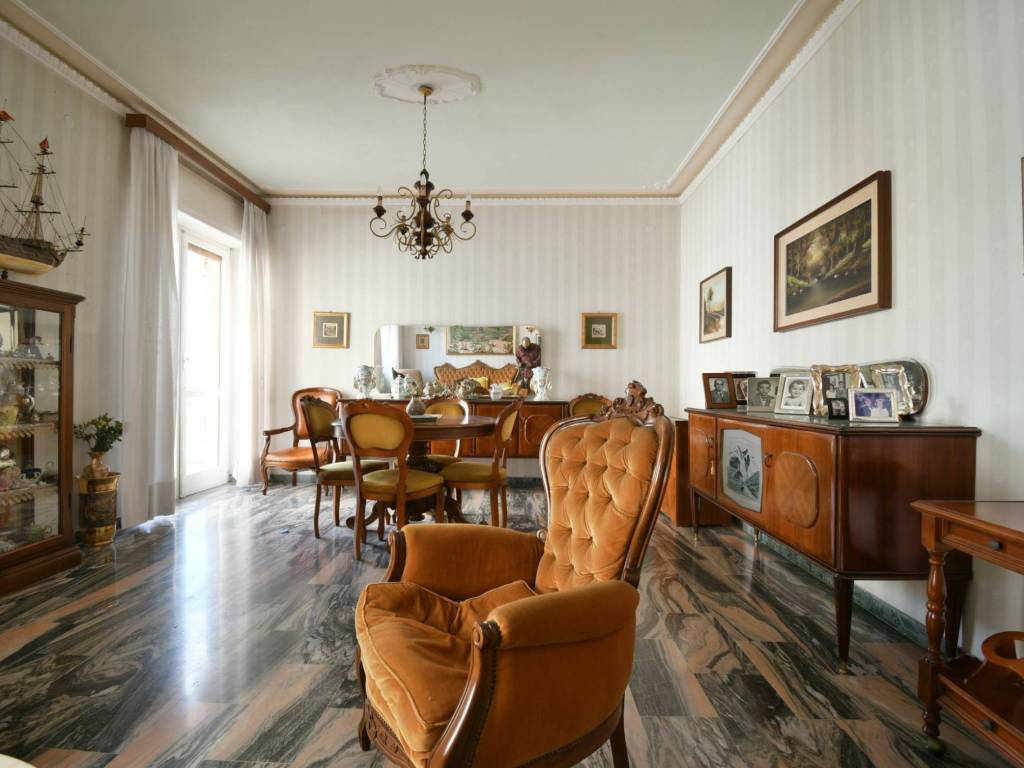 Appartamento a Cagliari in Via Niccolò Tommaseo - Foto 2