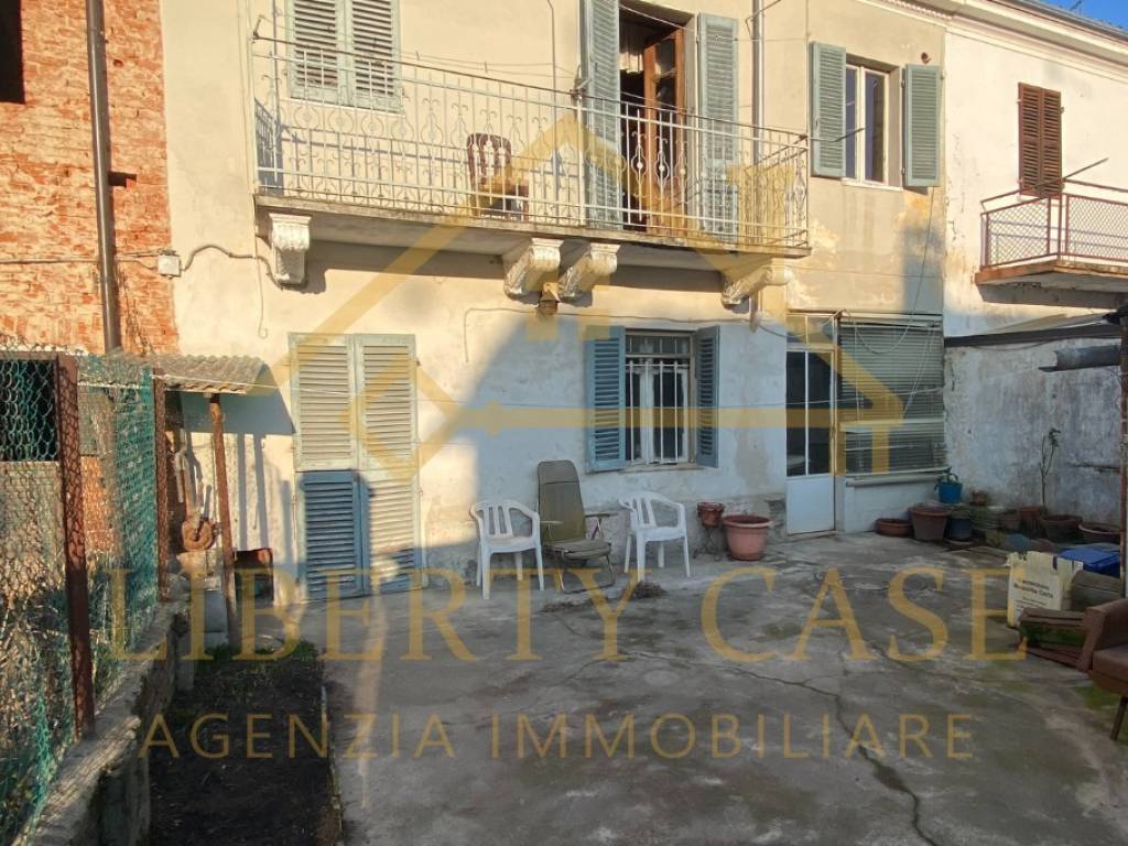 Casa indipendente a Tricerro in Via Filippo Corridoni, 3 - Foto 2