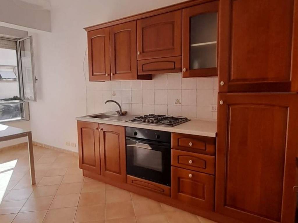 Appartamento a Bracciano in Via Antonio Varisco - Foto 4