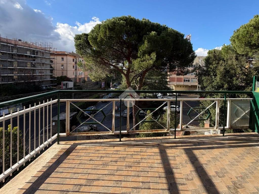 Appartamento a Viterbo in Via Augusto Gargana - Foto 2