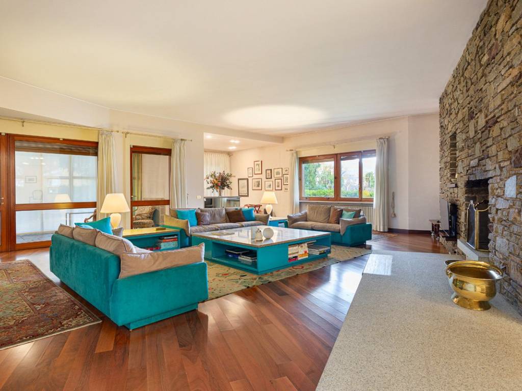 Villa a Gozzano in Corso 25 Aprile - Foto 2