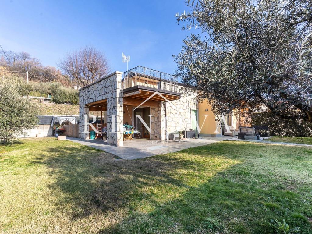 Villa a Cavaion veronese in Via Lionello Fiumi - Foto 2
