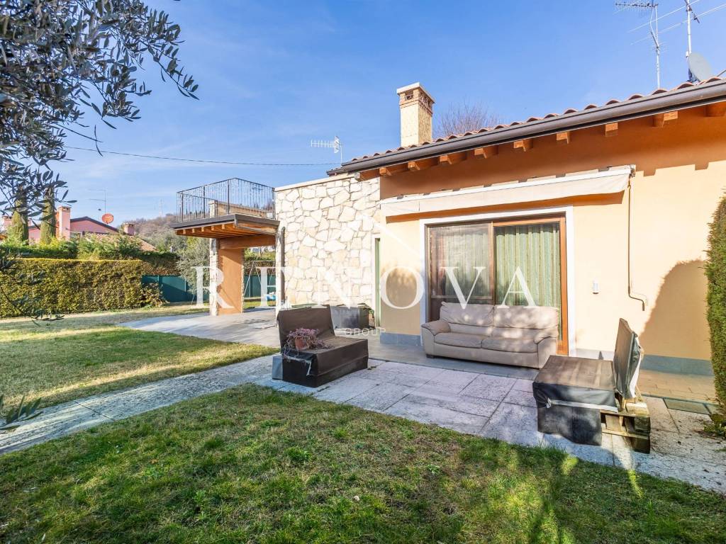 Villa a Cavaion veronese in Via Lionello Fiumi - Foto 3