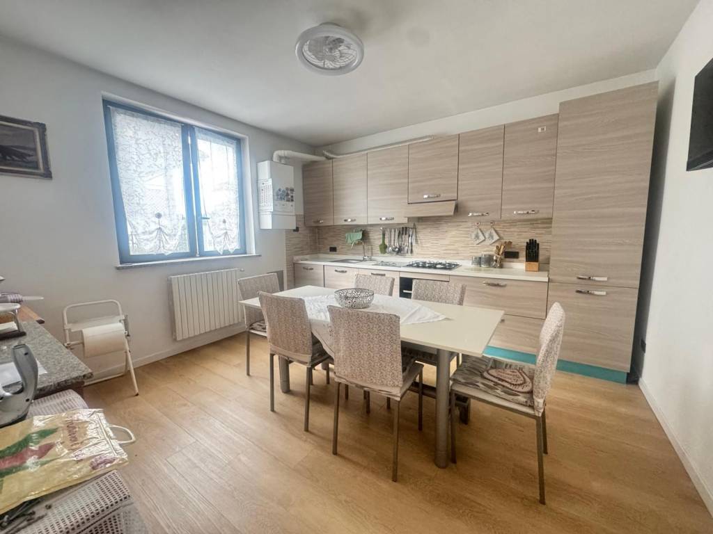 Appartamento a Gambolò in Corso Umberto I, 150 - Foto 2