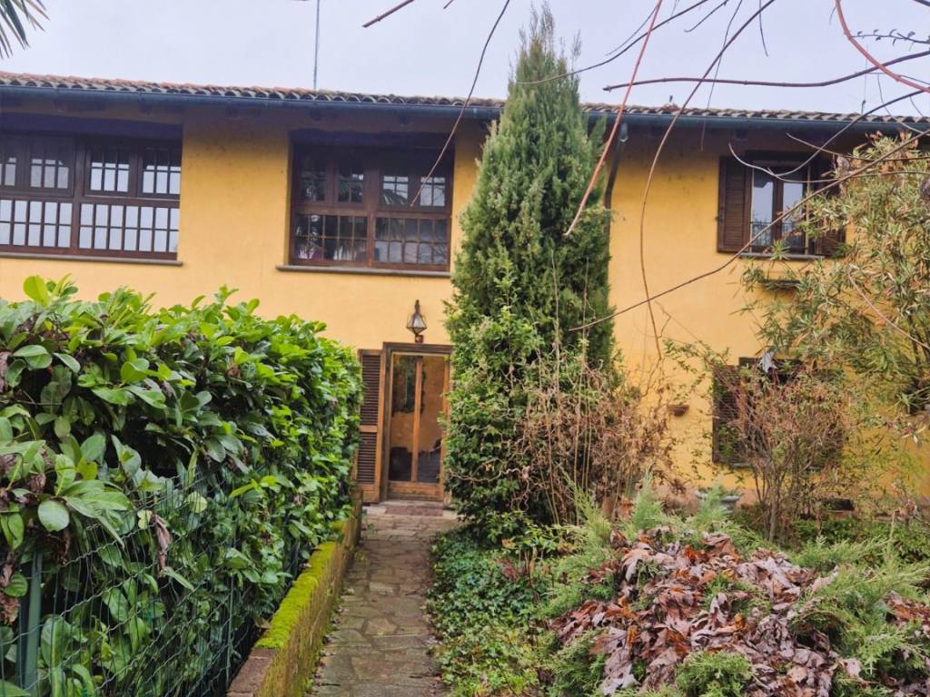 Casa indipendente a Pezzana in Via Angelo Fietti, 15 - Foto 2