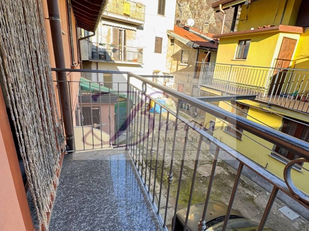 Appartamento a Arcisate - Foto 2