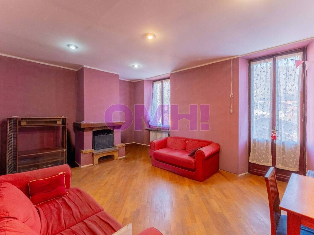 Appartamento a Gavirate in Piazza Luzzini, 2 - Foto 4