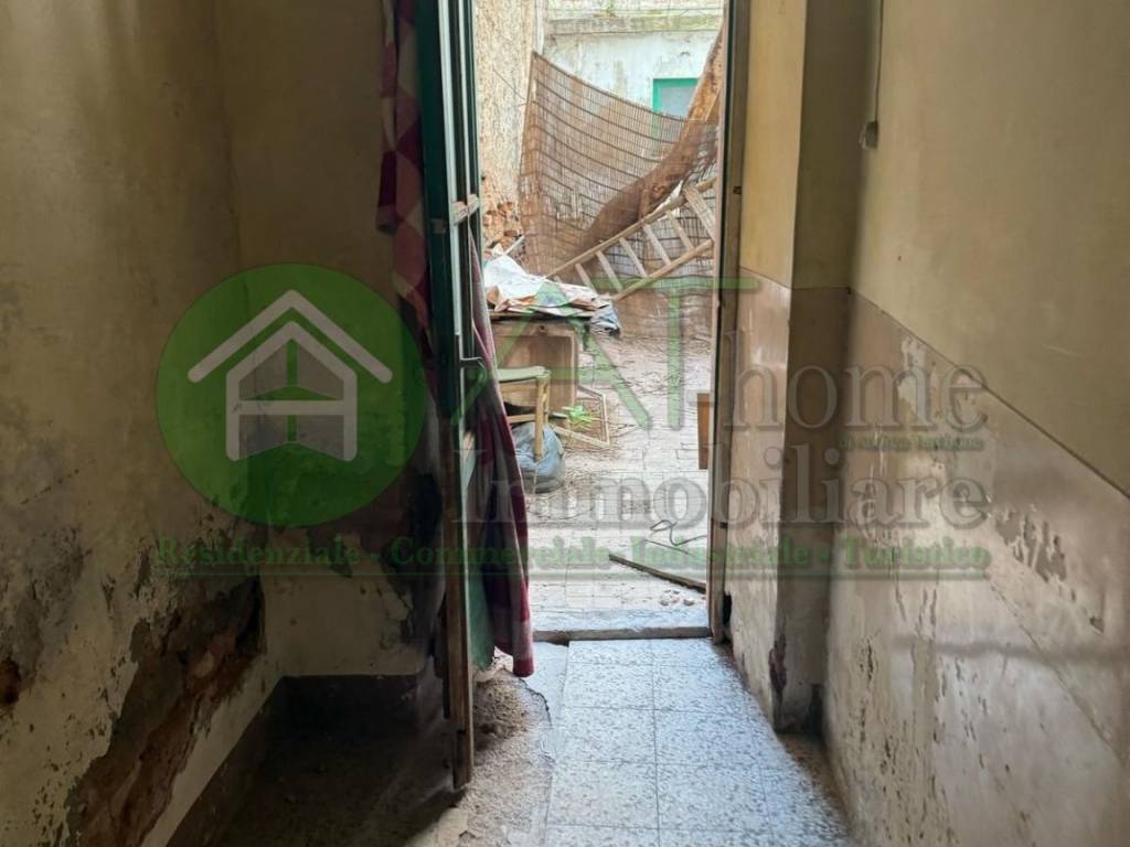 Palazzo / stabile a Catania - Foto 2