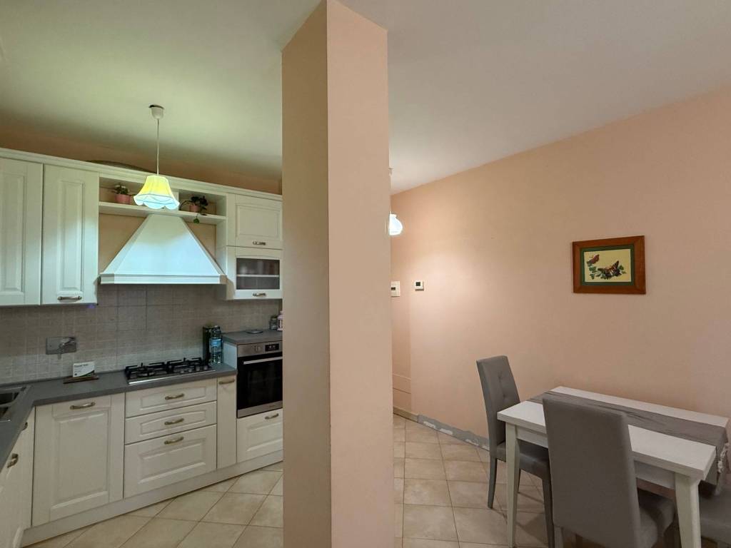 Appartamento a Parma in Via Enrico Bertoluzzi - Foto 5