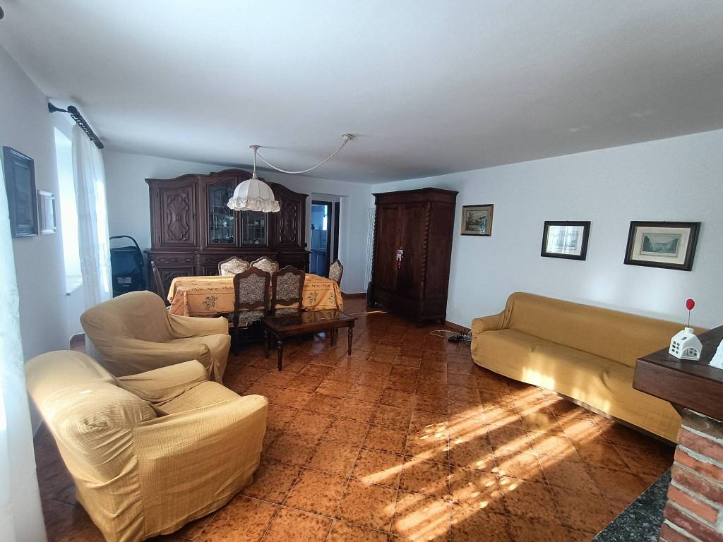 Rustico / casale a Montegrosso d'asti in Via Nalbissano - Foto 3