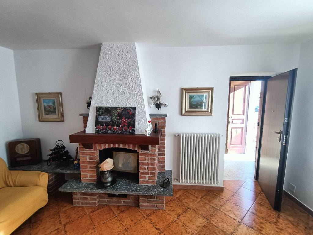 Rustico / casale a Montegrosso d'asti in Via Nalbissano - Foto 4