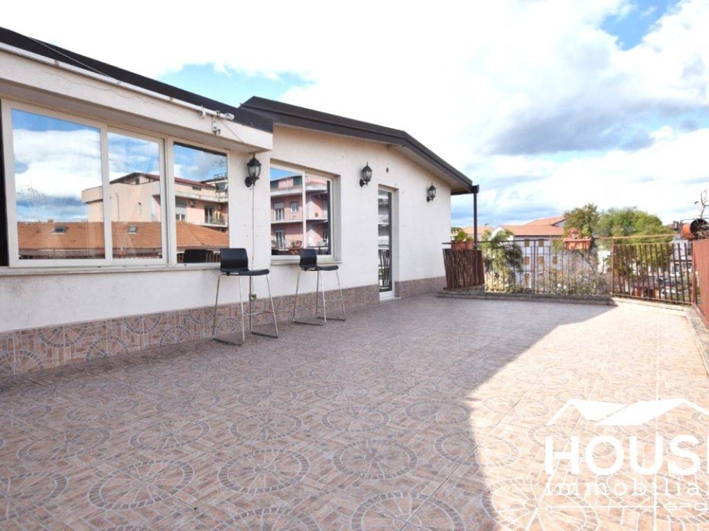 Attico / mansarda a Gravina di catania - Foto 2