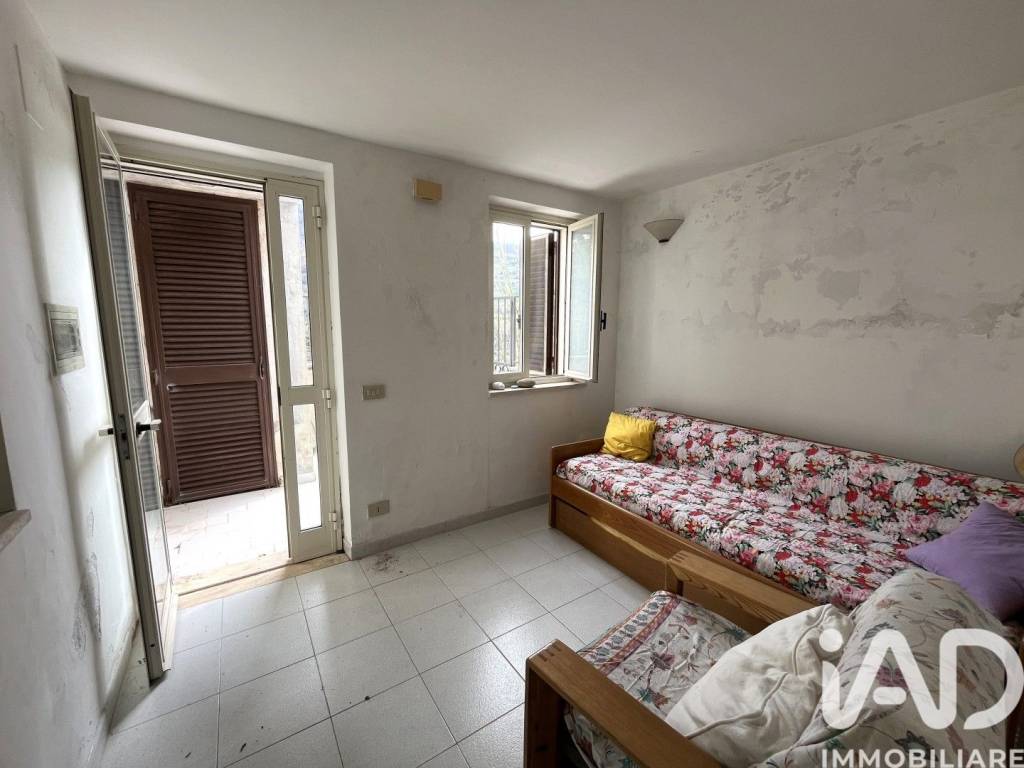 Casa indipendente a Longobardi in Piazza Giuseppe Garibaldi - Foto 3