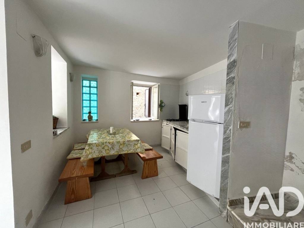 Casa indipendente a Longobardi in Piazza Giuseppe Garibaldi - Foto 4