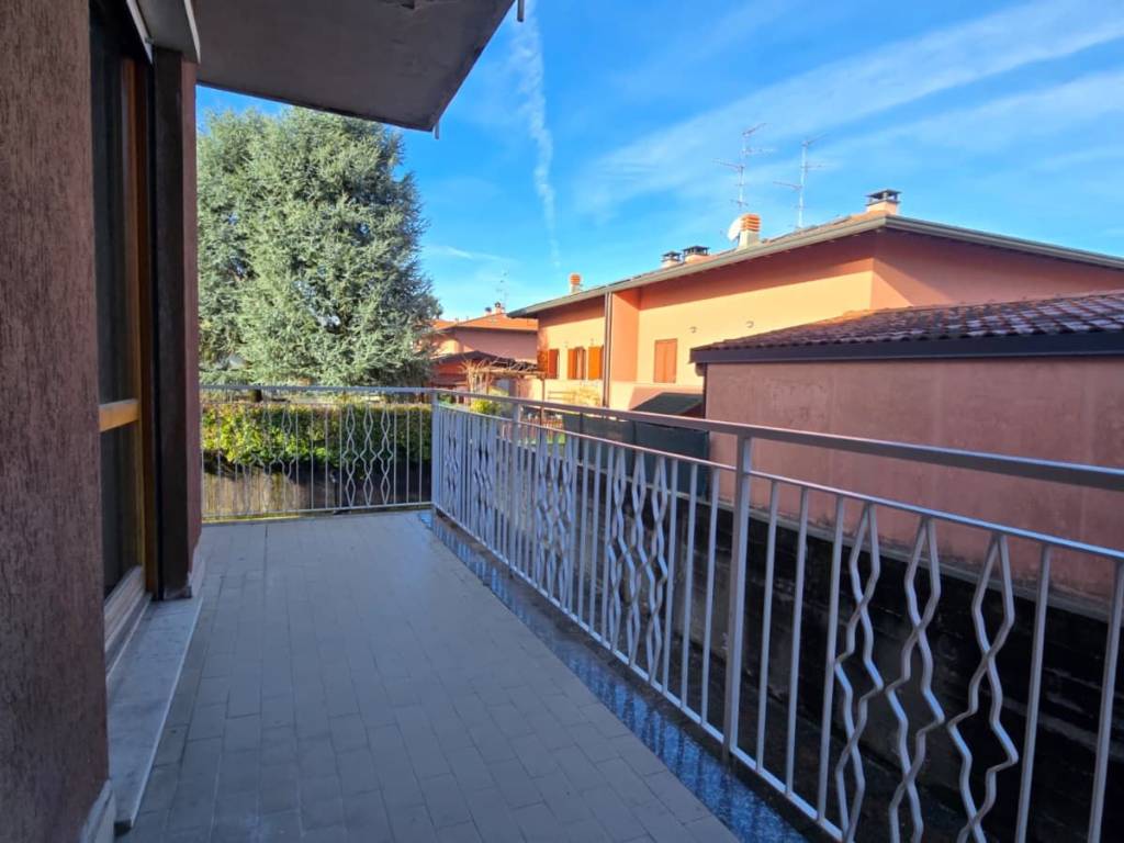 Appartamento a Cassano magnago in Via Marche, 5 - Foto 3