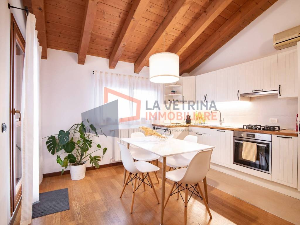 Appartamento a Certosa di pavia in Via Emilio Gino Segrè, 4 - Foto 2